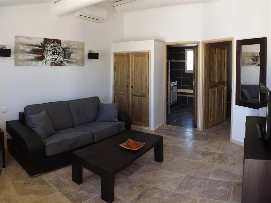 Mas Dansavan Chambres D'Hotes Oppède Exteriér fotografie